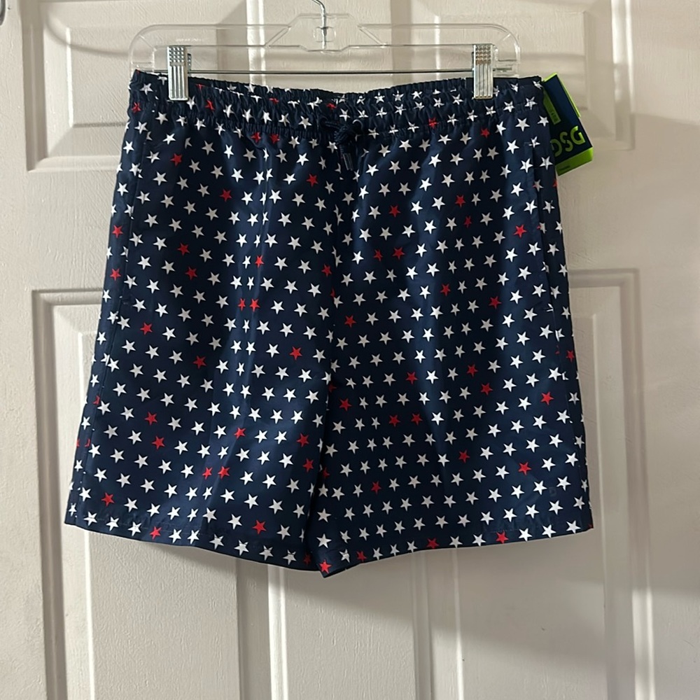 DSG New Volley WOVEN TRAIN Shorts: BLUE/STARS: NEW WITH TAGS: SIZE XL (18)